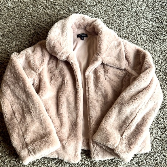 Express Pink Faux Fur Jacket Size M NWOT - Picture 8 of 15